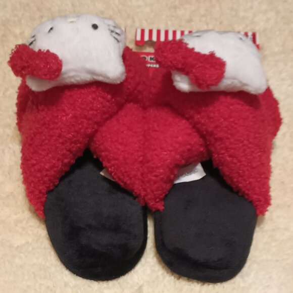NWT ~ Sanrio's Hello Kitty Plush Sherpa Slippers (Shoe Size 7-8) - Picture 7 of 8